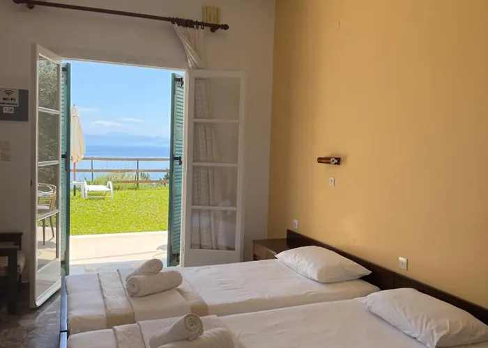 Nikoli Benitses (Corfu)